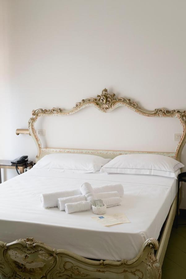 Mami Sabaudia Hotel 외부 사진
