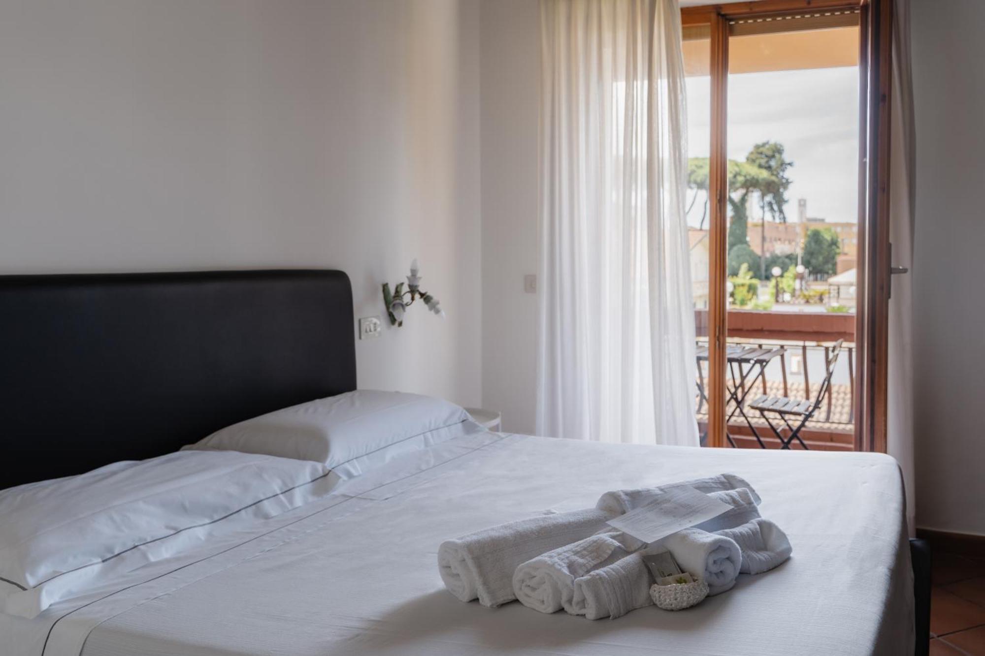 Mami Sabaudia Hotel 외부 사진